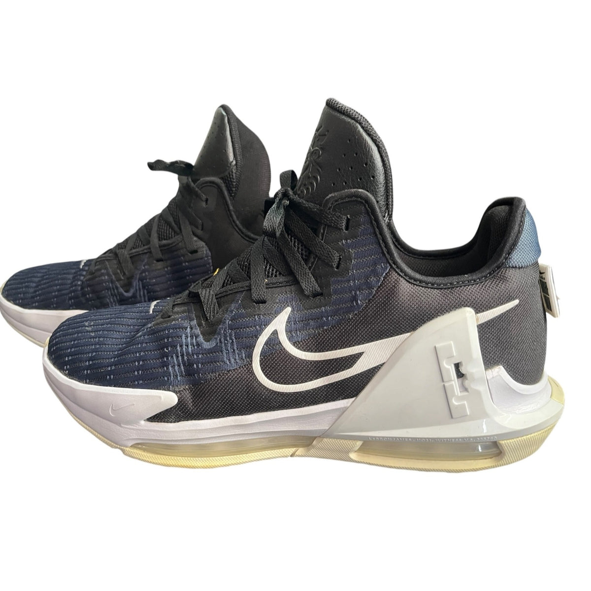 Nike LeBron Witness 6 Basketball Sneakers Black & Dark Obsidian Size 15
