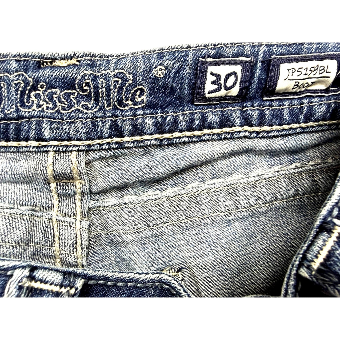 Miss Me Womens Size 30 Distressed Bootcut Blue Jeans With Embellished Back Pockets
