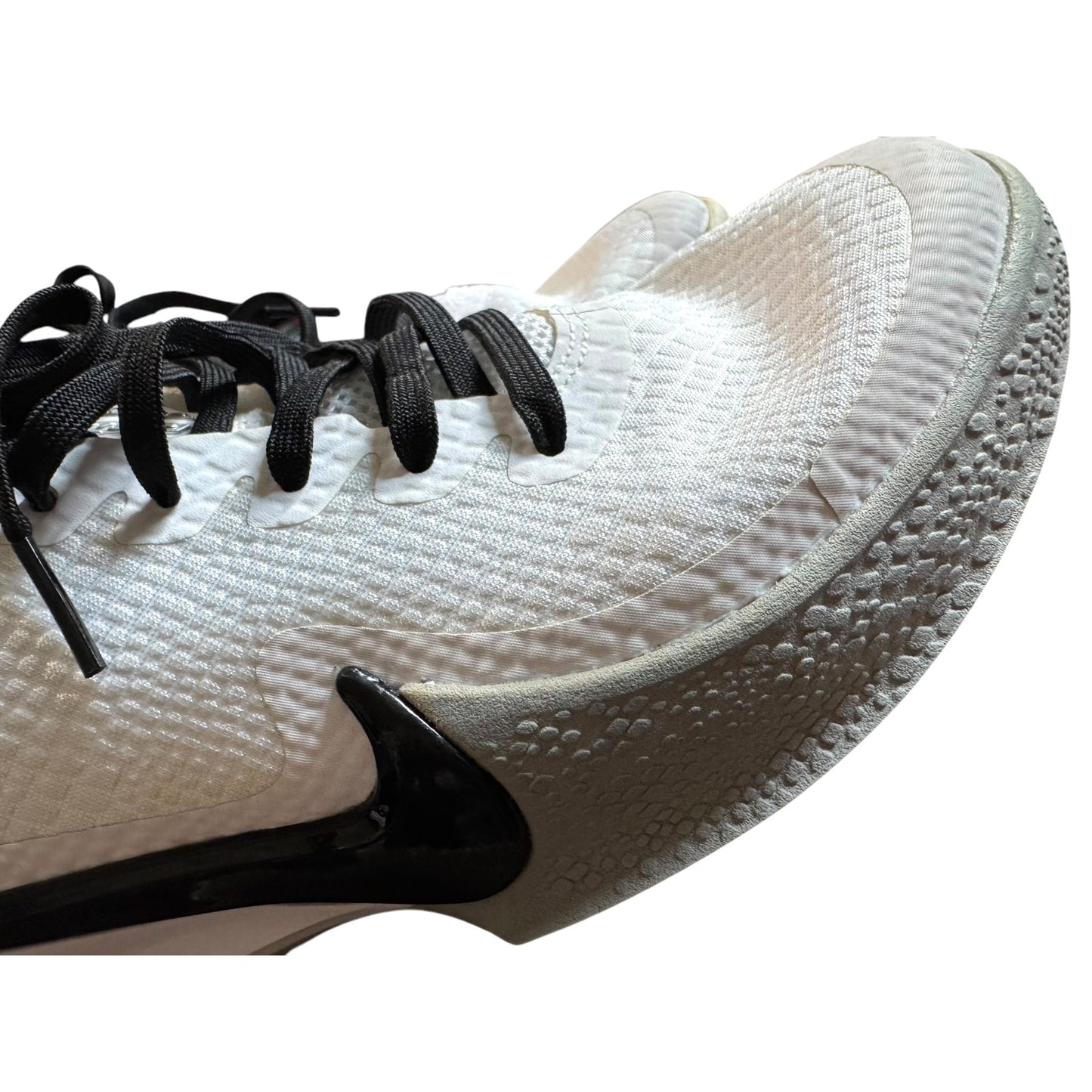 Nike Kobe Mamba Fury White/Black Basketball Shoes Women's Size 7 Lightweight Performance