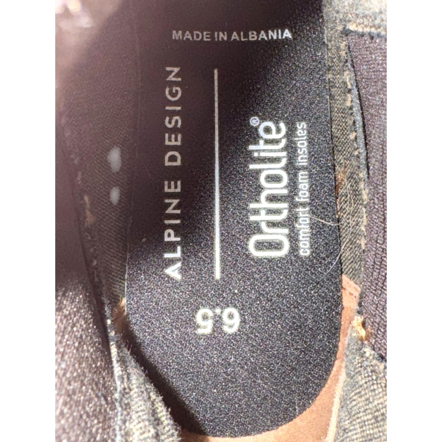 Women's Alpine Design Tan Leather Chelsea Boots With White Sole & Black Elastic Sides Size 6.5 NWT designed in Italy