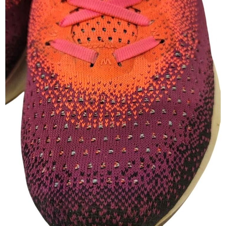Brooks Levitate 2 pink knit running shoes Size 11.5
