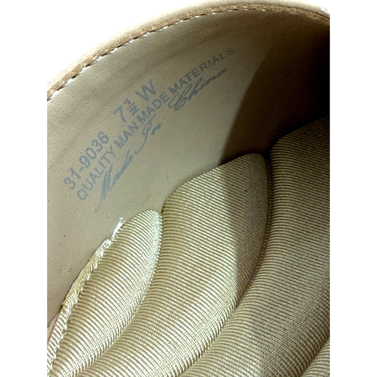Easy Street Beige Kitten Heel Slingback Shoes 7.5W