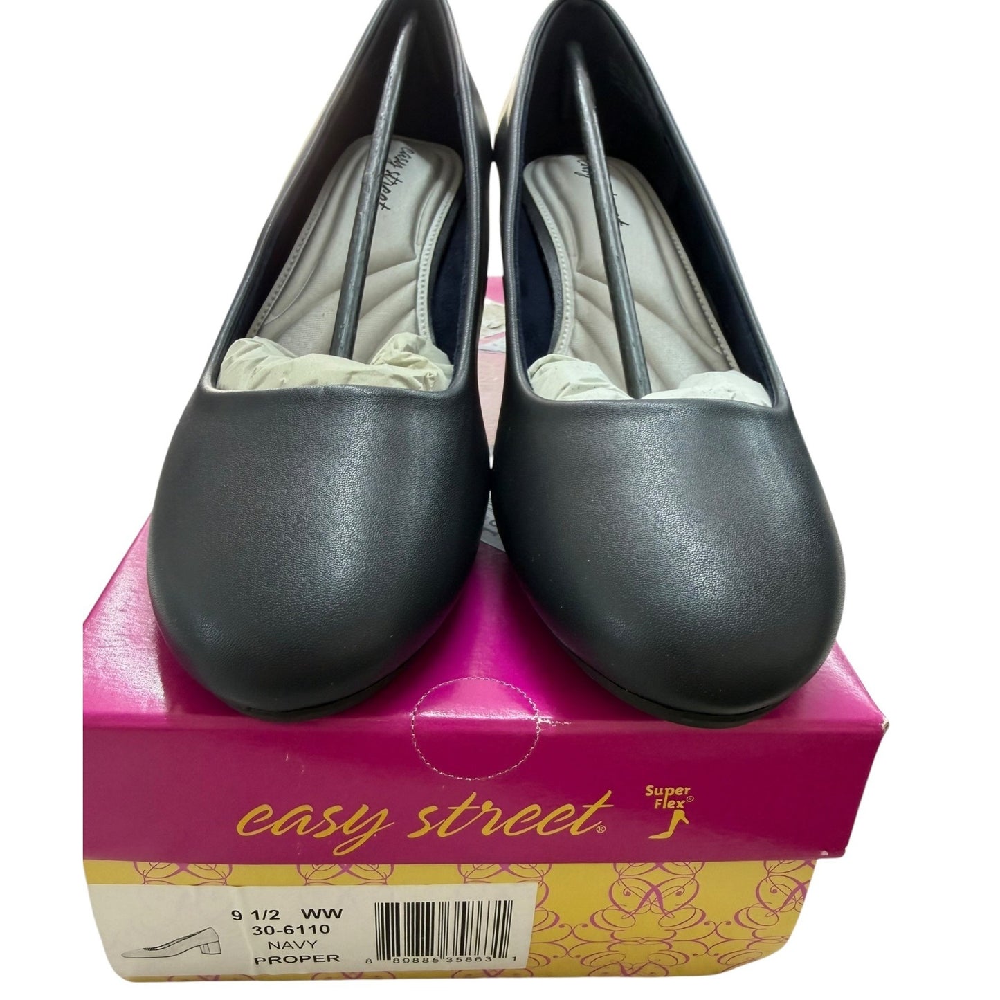 Easy Street Women's SZ 9.5WW Navy Low Block Heel Dress Shoes