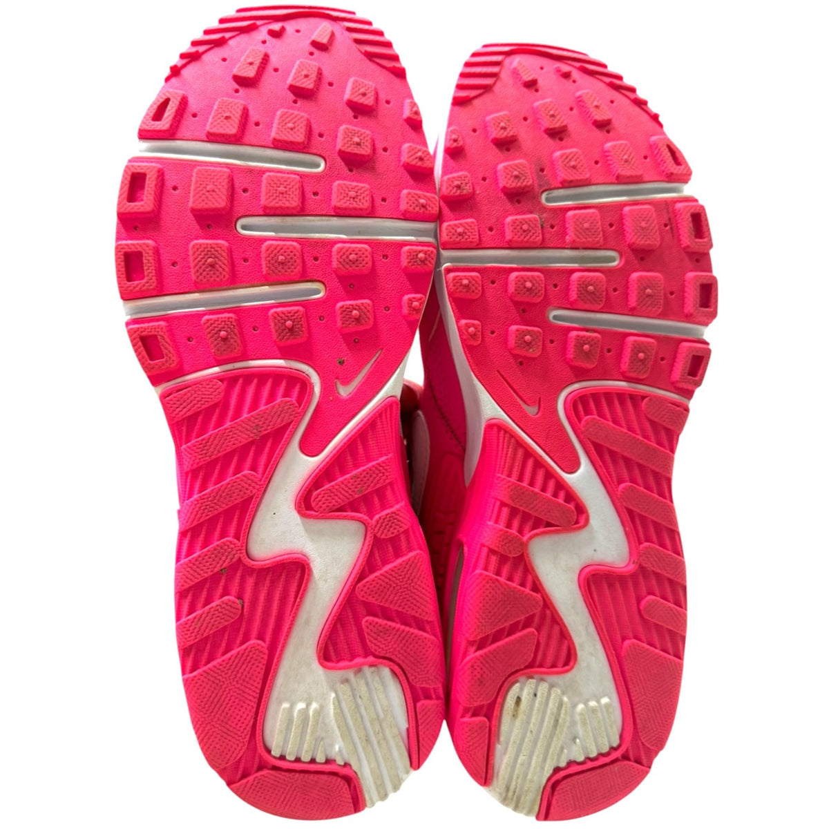 Womens Nike Air Max Excee Sneakers Hyper Pink/White Size 7.5