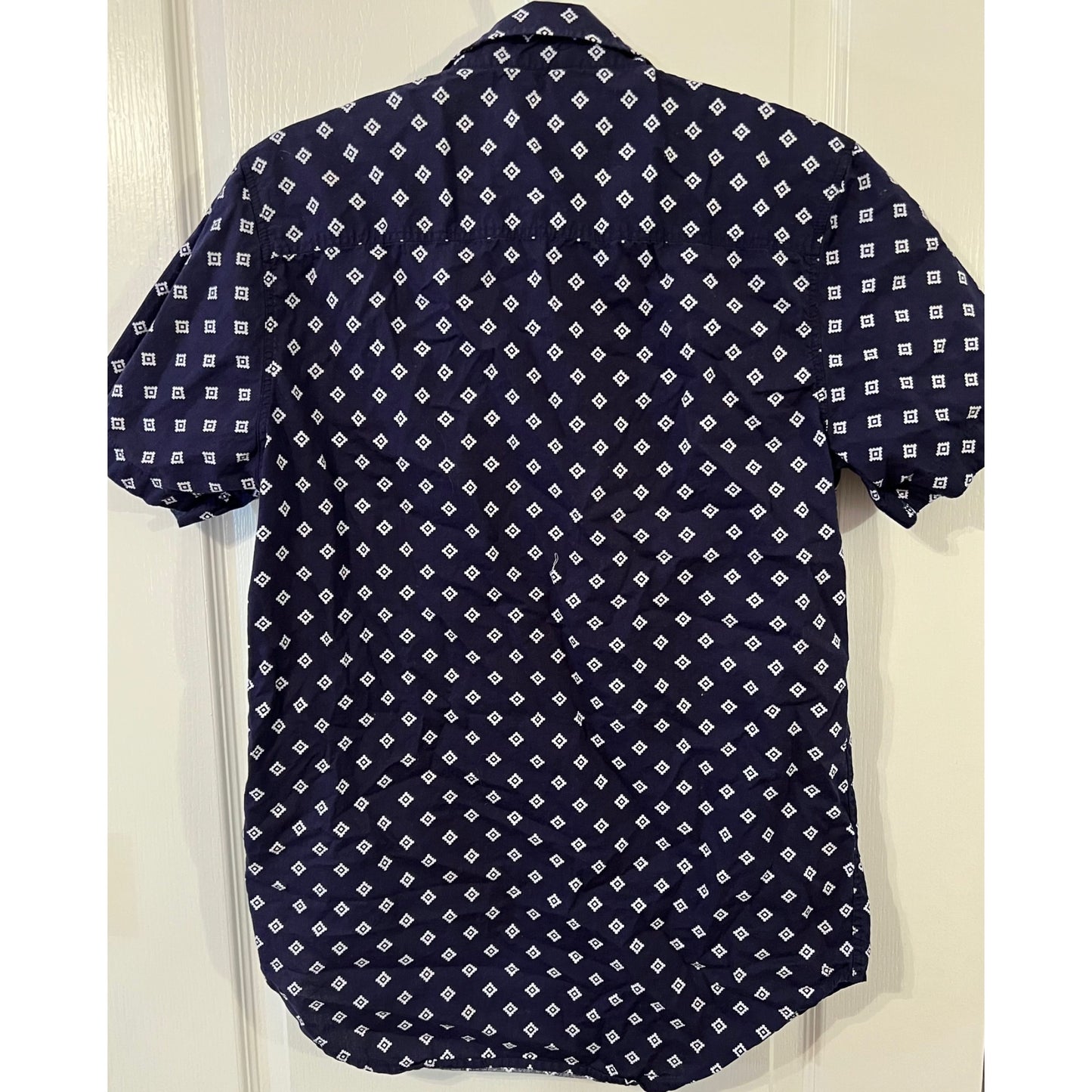 Carbon Mens Longer Length Navy Diamond Print Button-Up Shirt Size S