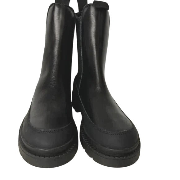 Calia by Carry Underwood Women's Peyton Leather Chelsea Boots SZ 6.5 NWB