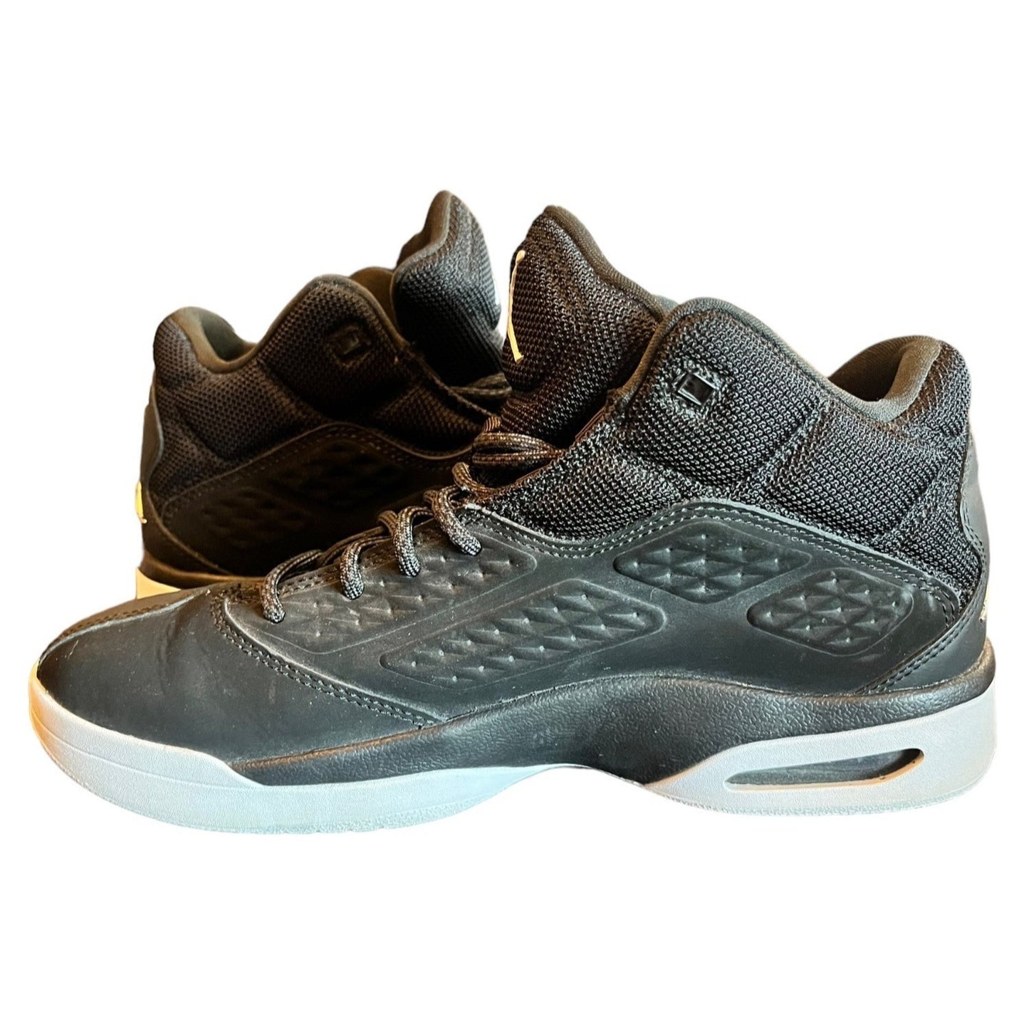 Retro Jordan New School BG Black/White Basketball Shoes Size 7.5 Stylish High-Top Design