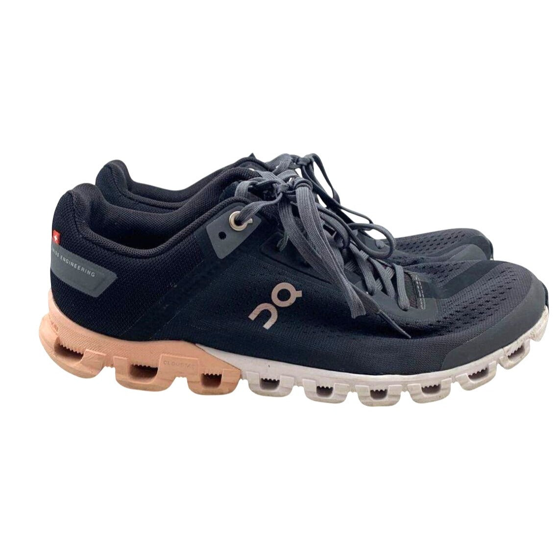 On Running Cloud Sneakers Women's 7.5 Running Shoes