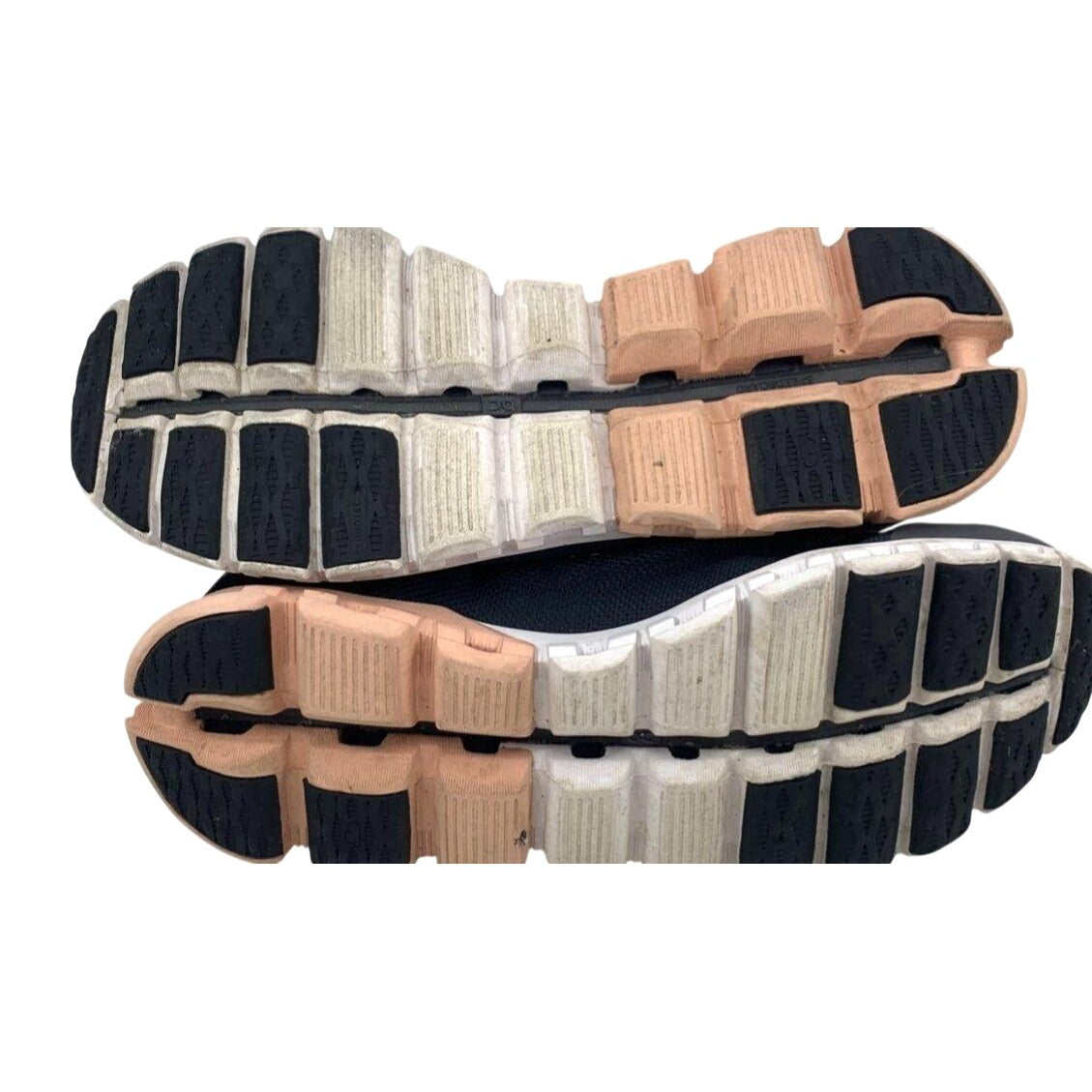 On Running Cloud Sneakers Women's 7.5 Running Shoes
