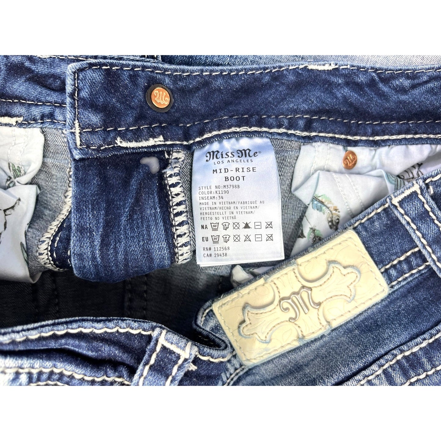 Miss Me Women's Mid-Rise Bootcut Jeans Size 32