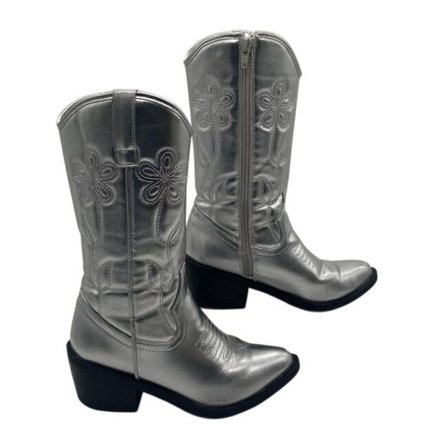 Silver Girls Western Cowboy Boots With Floral Stitching & Side Zipper Size 2 Mid-Calf Comfortable Block Heel