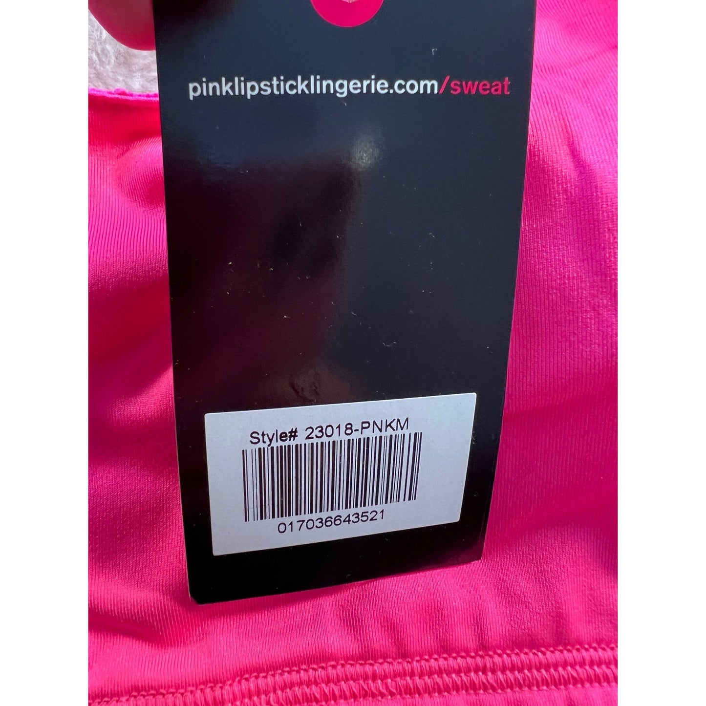 Pink Lipstick Sweat Sports Bra With Secret Pocket Crisscross Straps Pink SZ Medium NWT