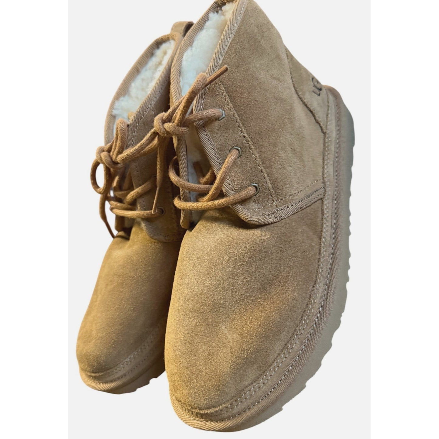 UGG Neumel Chestnut unisex Grade School (Boys) Sz 6 Suede Lace-Up Chukka Boots