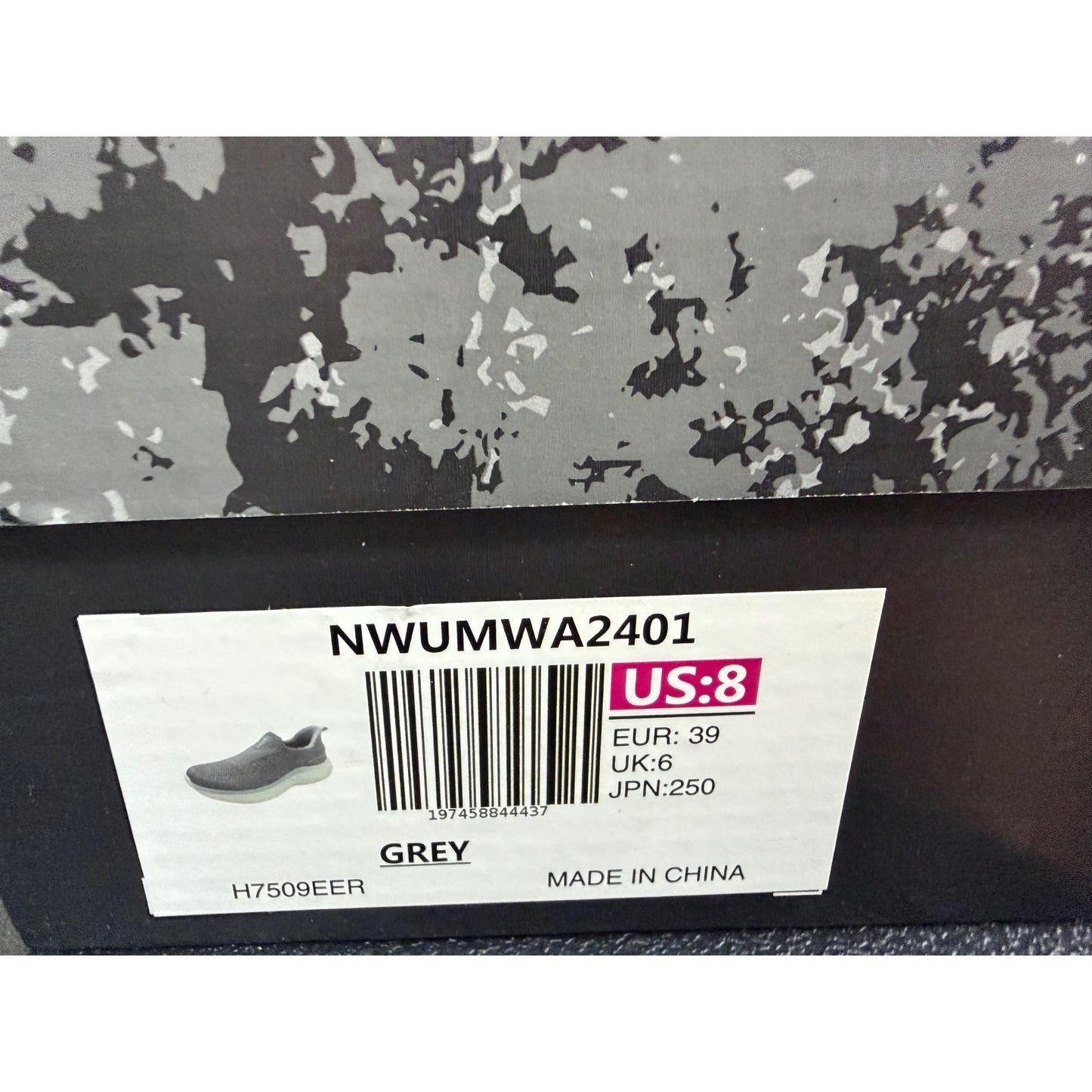 NortiV8 Womens Lightweight Slip-On Walking Shoes - Breathable Knit Upper & Cushioned Sole Comfortable Everyday Wear New With Box Size 8