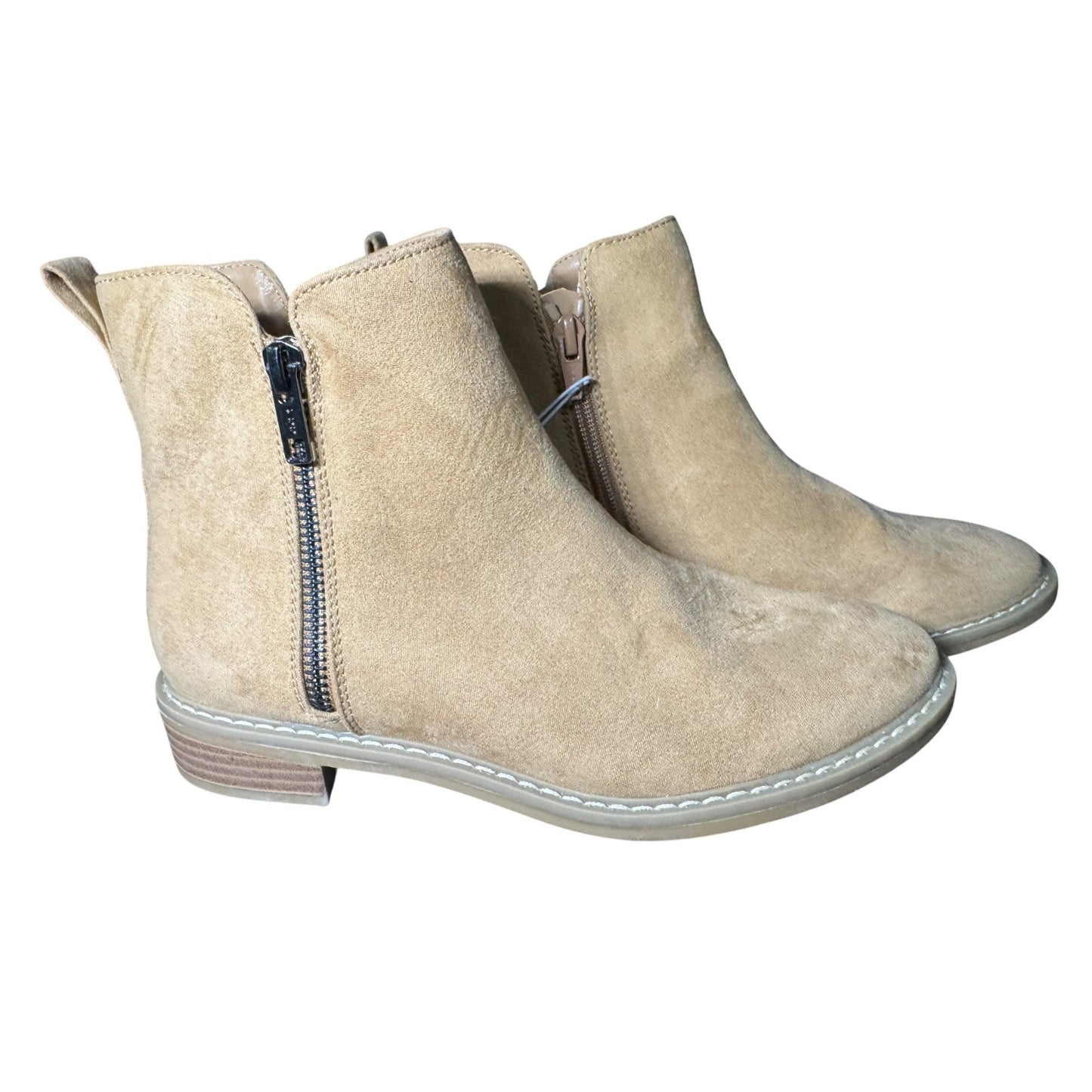 Universal Thread Tan Ankle Boots With Side Zipper And Memory Foam Insole  Size 7 NWT