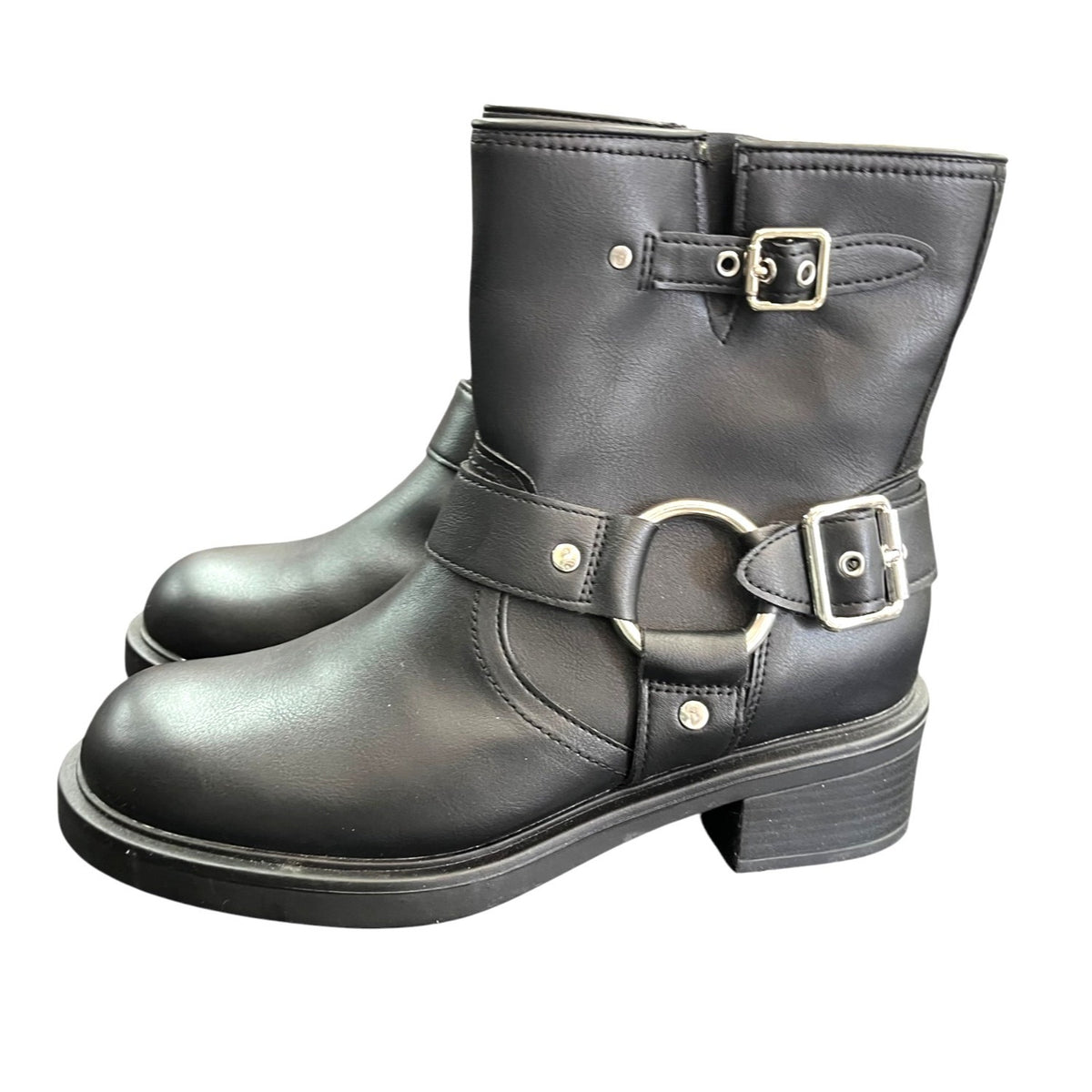 Universal Thread Women's Connor Harness Buckle Ankle Boots Size 8 NWT
