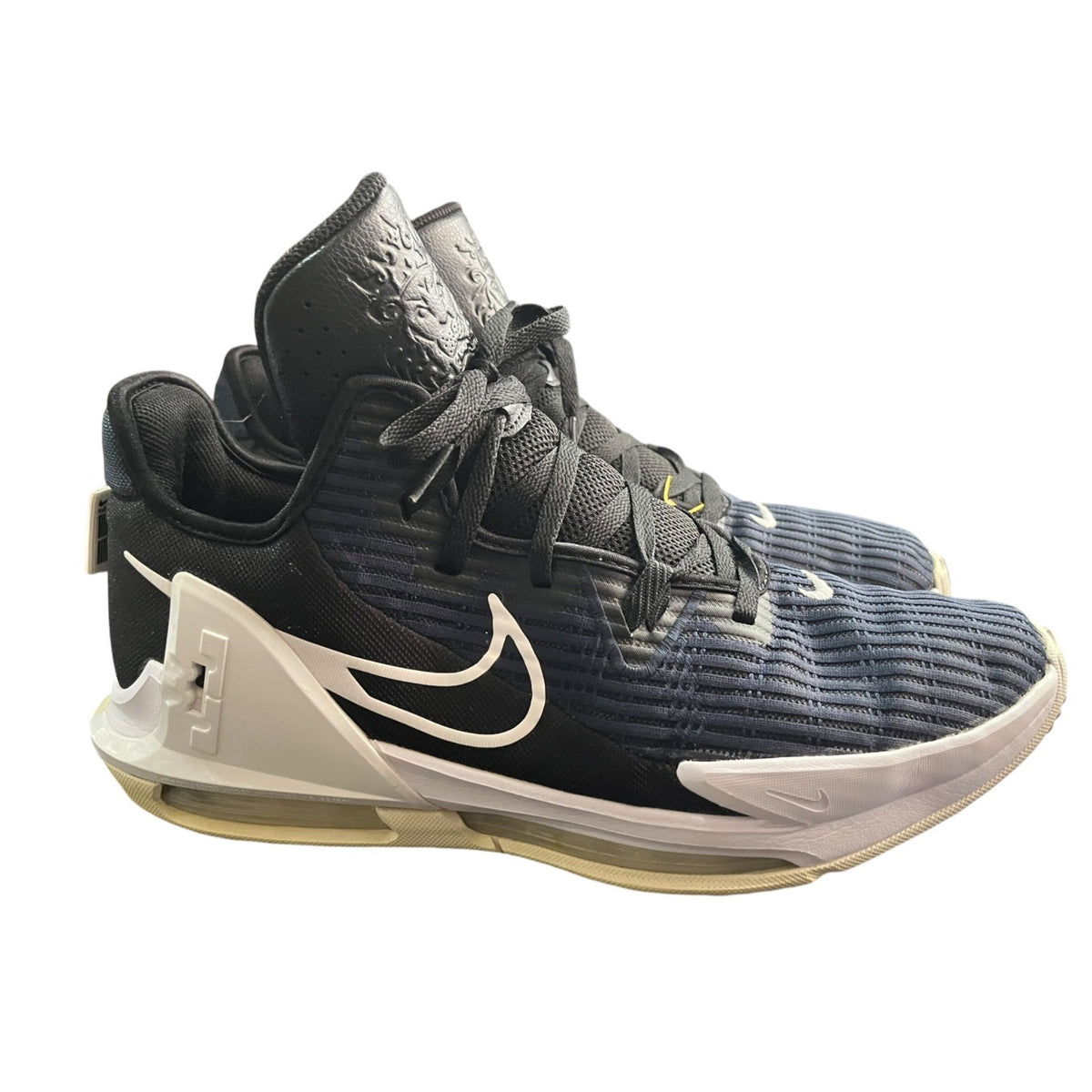 Nike LeBron Witness 6 Basketball Sneakers Black & Dark Obsidian Size 15