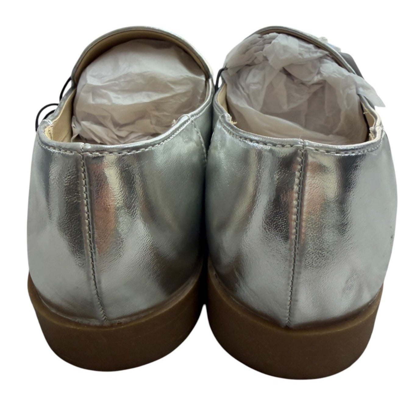 Liz Claiborne Womens Silver Loafers Memory Foam Size 9.5W Wide Width New Without Box