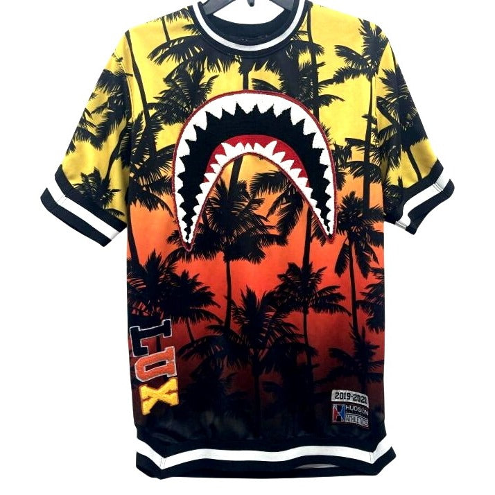 Hudson Outerwear Men's Palm Tree Sunset Graphic T-Shirt Shark Embroidery Size L