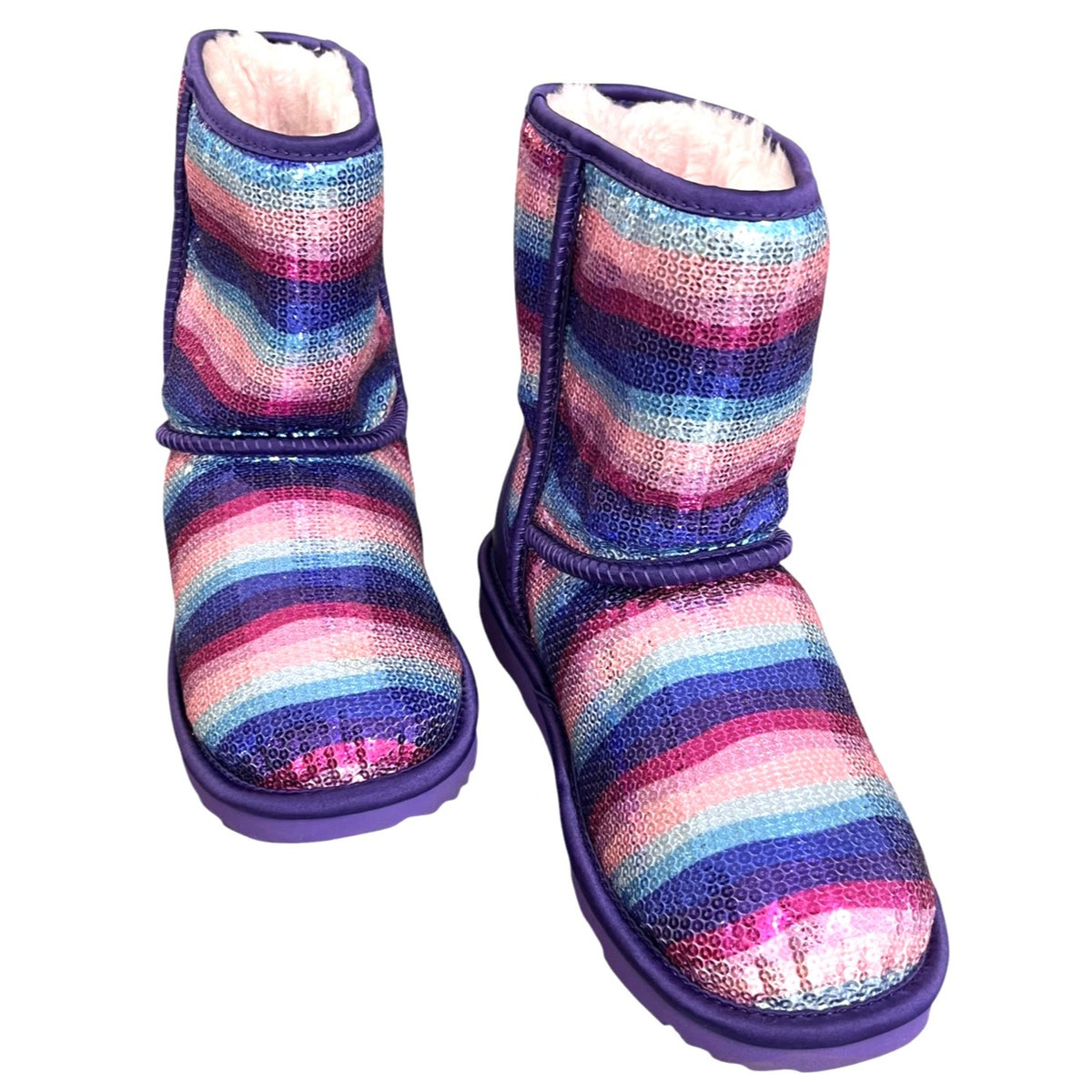 UGG Classic II Rainbow NWOT Sz 6