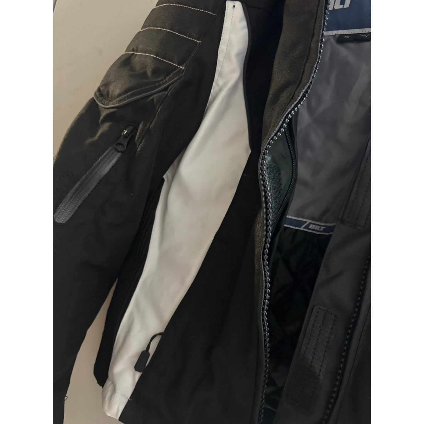 Womens Black & White BILT Motorcycle Jacket XS Polyester NWOT