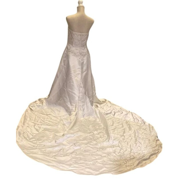 David's Bridal Gold T8589 Sz 10 Strapless Satin A-Line Wedding Dress NWT