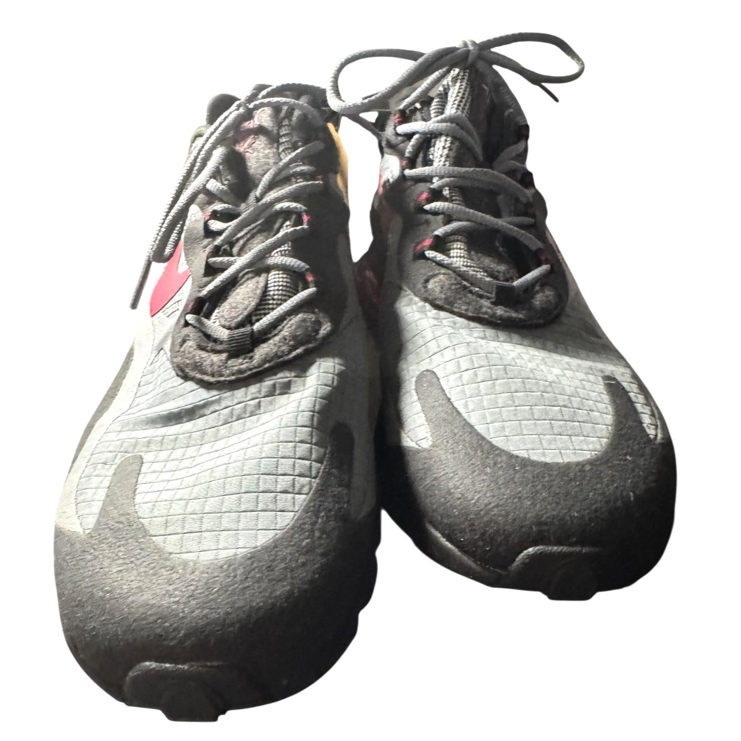 Nike Air Max 270 React Sneakers Gray & Red Size 11.5 Mens Athletic Shoes Lightweight Breathable Cushion Sole