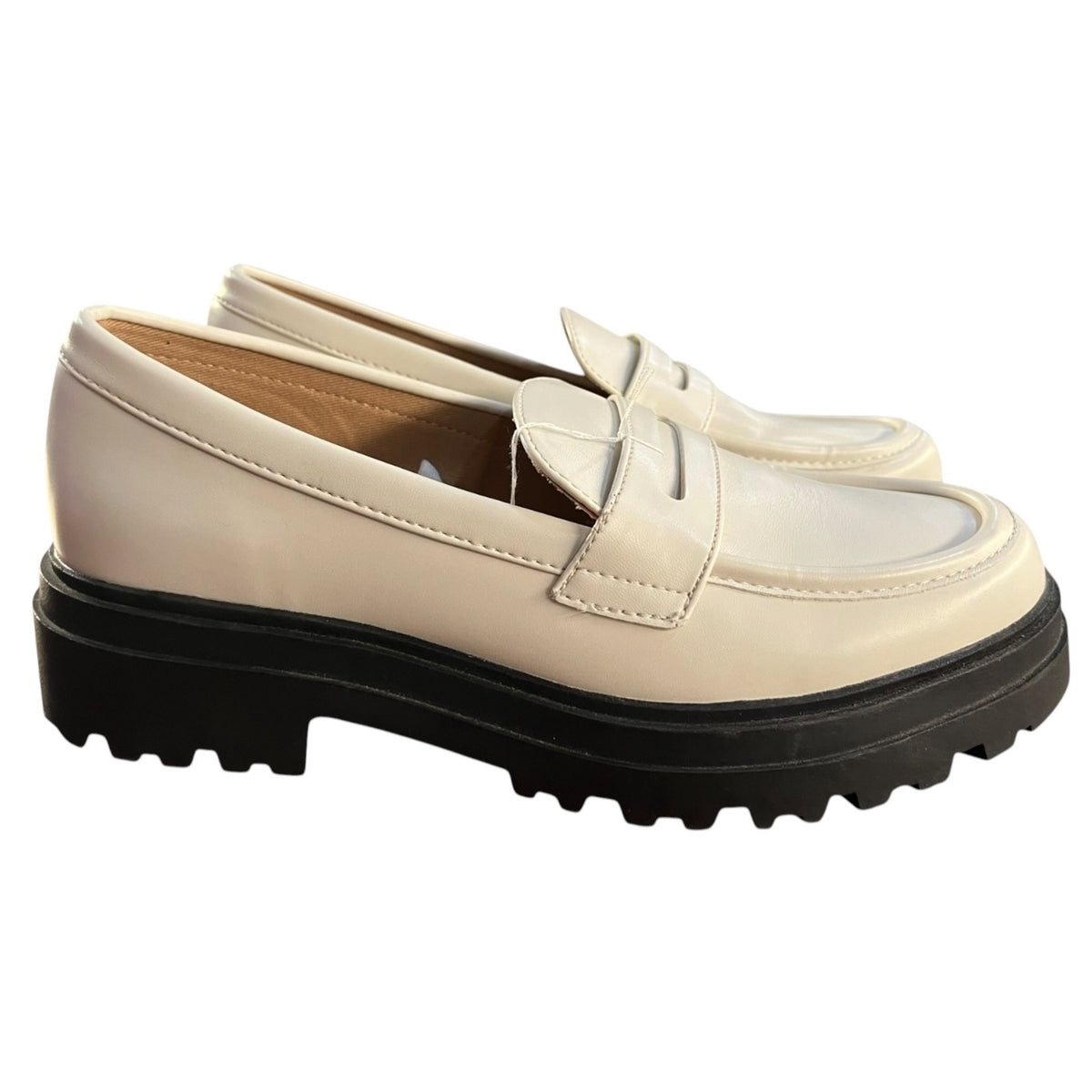 A New Day Women's Chunky Sole Loafers Cream Size 9.5W
