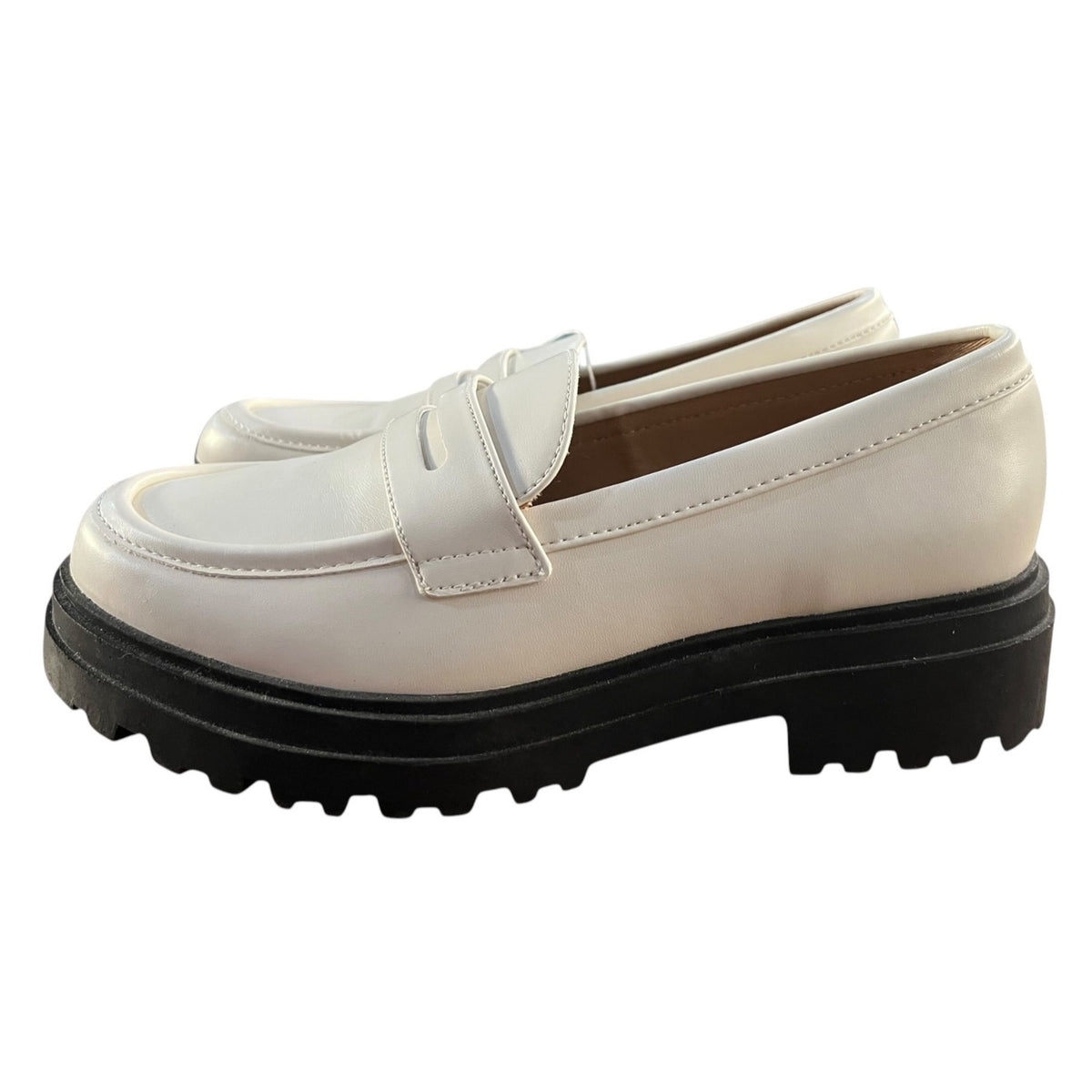 A New Day Women's Chunky Sole Loafers Cream Size 9.5W