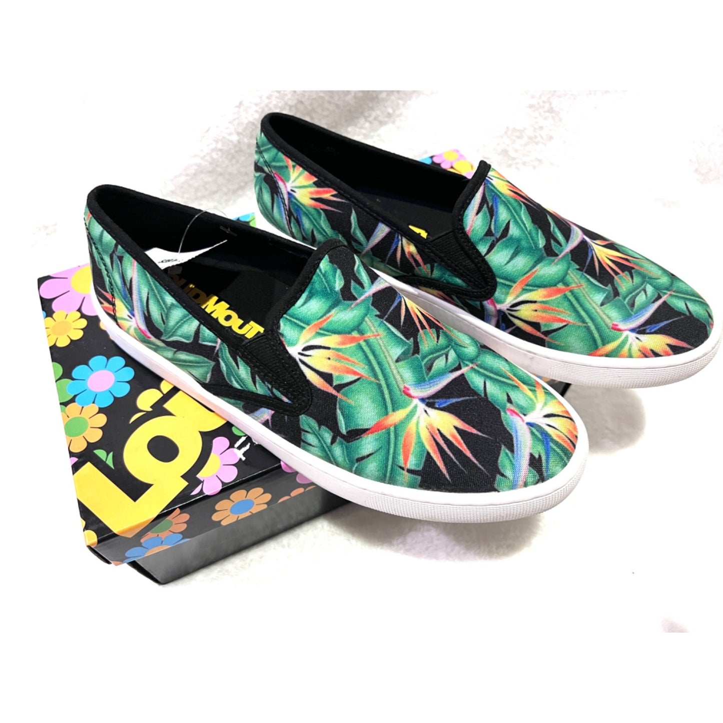 Loudmouth Womens San Borabora Slip-On Shoes Size 6 With Tropical Print & Original Box