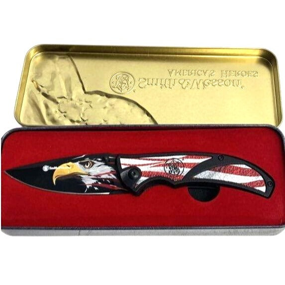 Smith & Wesson Americas Heroes Folding Knife W/ Tin Box