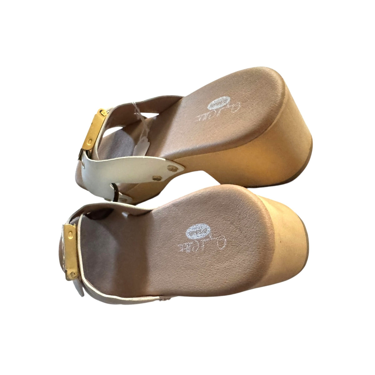 Dr. Scholls Women's Size 7 Leather Sandals With Gold Buckle & Platform Sole