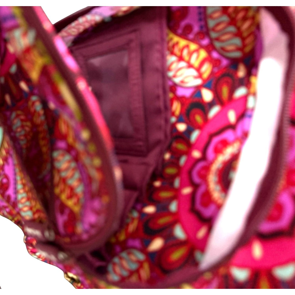 Vera Bradley Resort Medallion NWOT