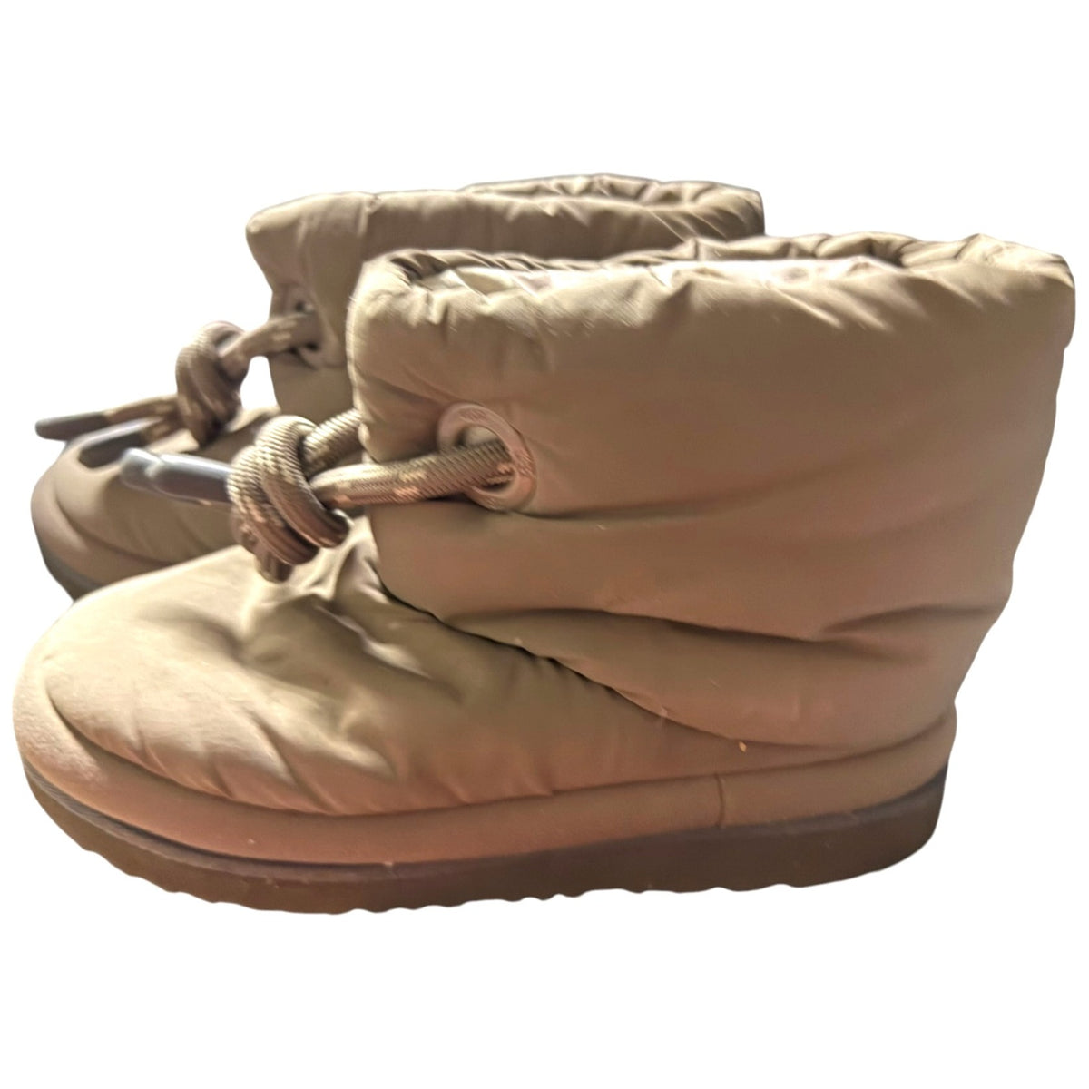 UGG Classic Maxi Short Puffer Boot Women's Size 4