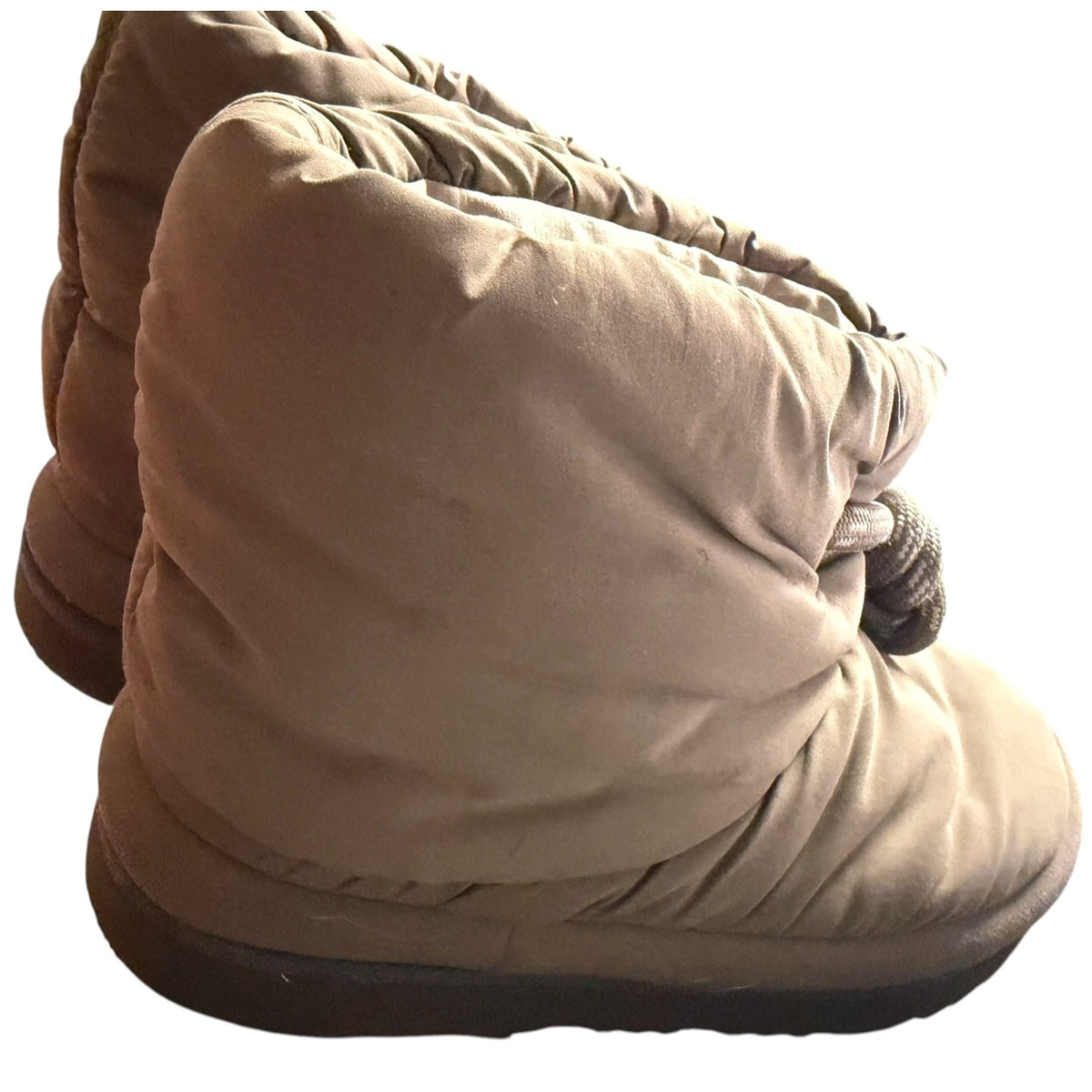 UGG Classic Maxi Short Puffer Boot Women's Size 4