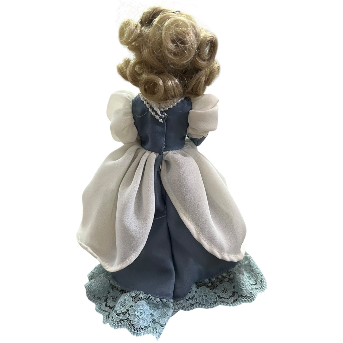 Diana Effner Fairy Tale Heroines Doll Cinderella At The Ball Collectible Figurine