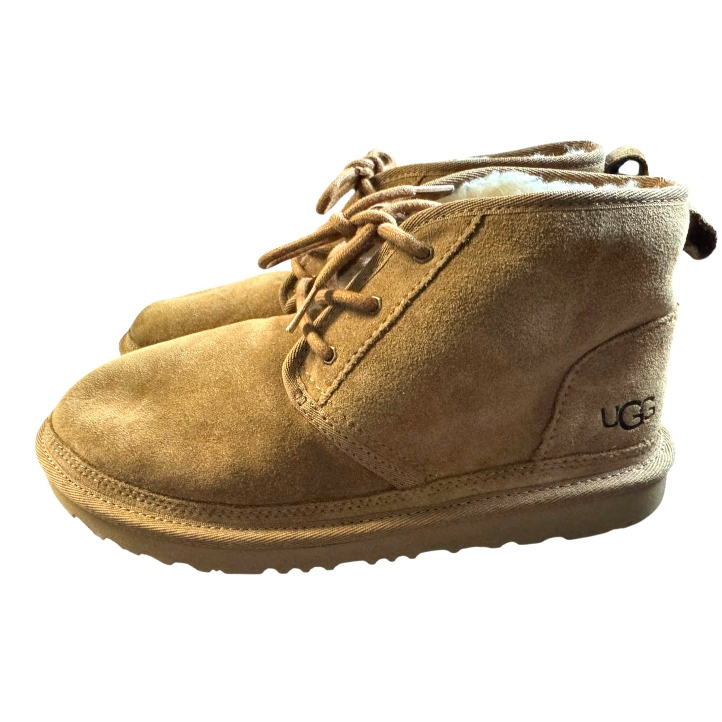 UGG Neumel Chestnut unisex Grade School (Girls) Sz 6 Suede Lace-Up Chukka Boots