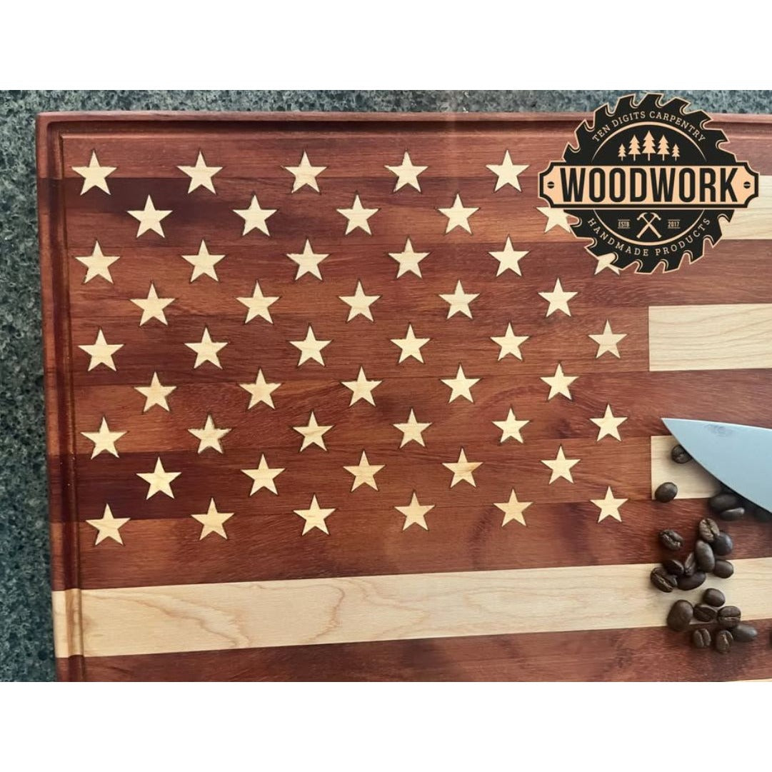 American Flag Hardwood Cutting Board With Juice Groove & Non-Slip Feet