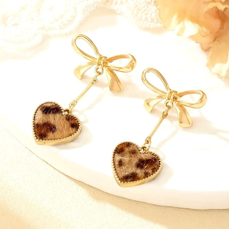 Heart-Shaped Leopard Print Drop Earrings With Bow Design - Gold Plated Statement Jewelry For Women