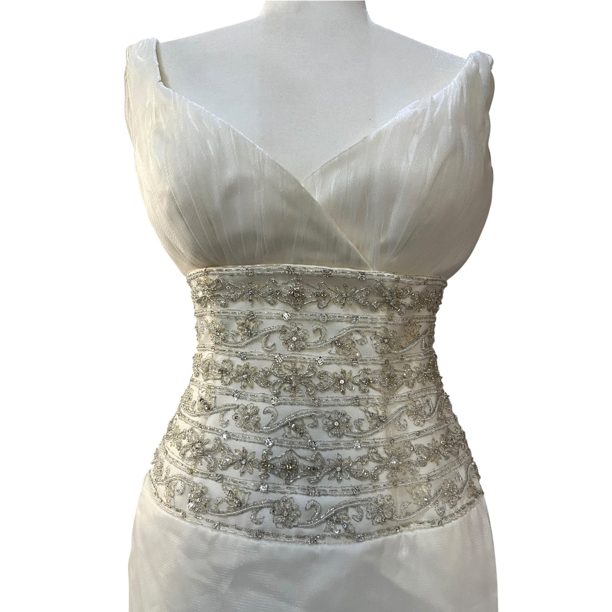 Casablanca Bridal Elegant Ivory V-Neck Wedding Dress With Train SZ 6