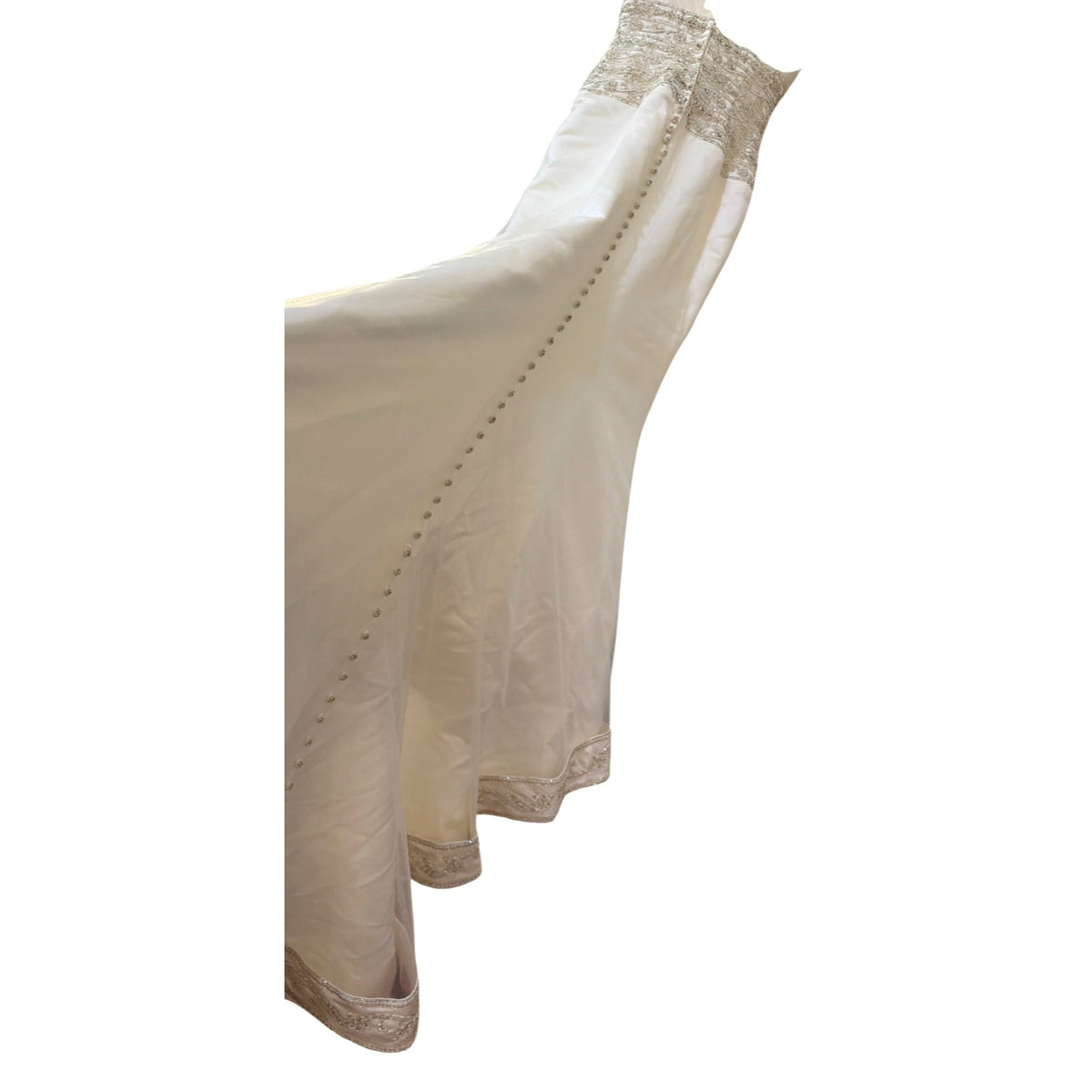 Casablanca Bridal Elegant Ivory V-Neck Wedding Dress With Train SZ 6