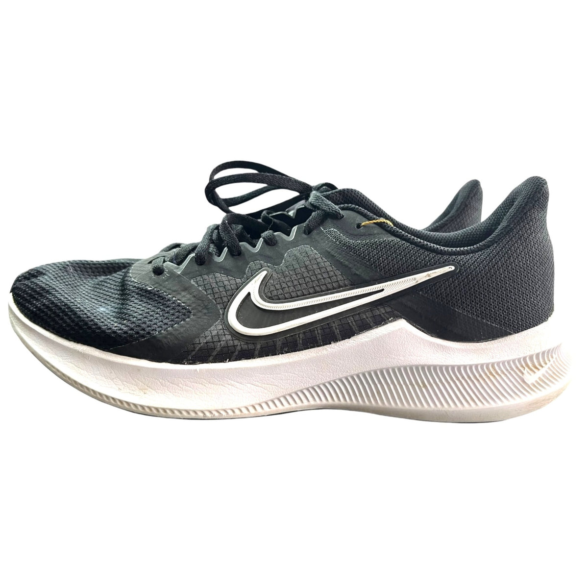 Nike Downshifter 11 Men's Running Shoes SZ 9.5