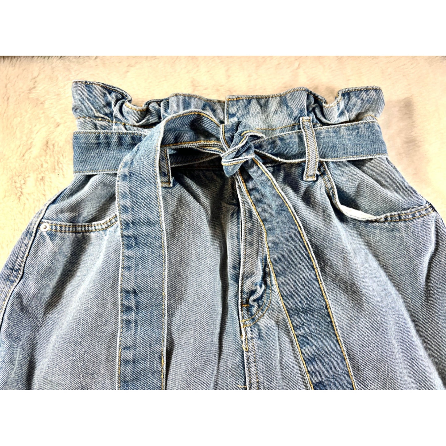 H&M Divided Women's Paperbag Denim Skirt With Tie Belt & Pockets Size 4