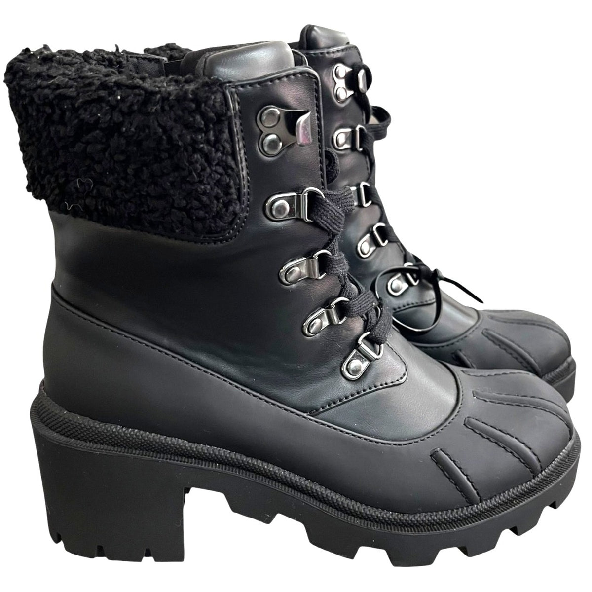 Universal Thread Black Platform Fur-Lined Boots Size 7