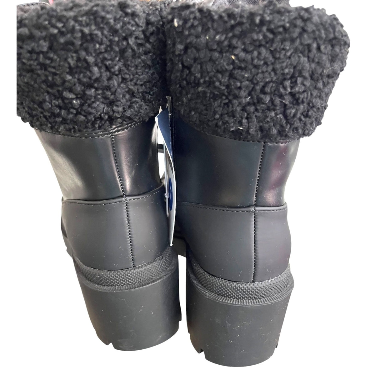 Universal Thread Black Platform Fur-Lined Boots Size 7