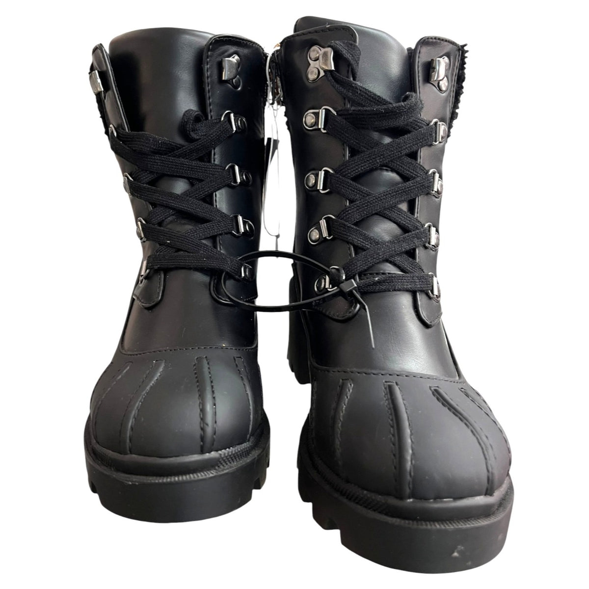 Universal Thread Black Platform Fur-Lined Boots Size 7