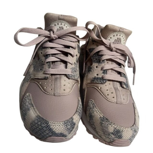 Nike Air Huarache Pink Gray Snakeskin Print Womens Sneakers Size 7.5