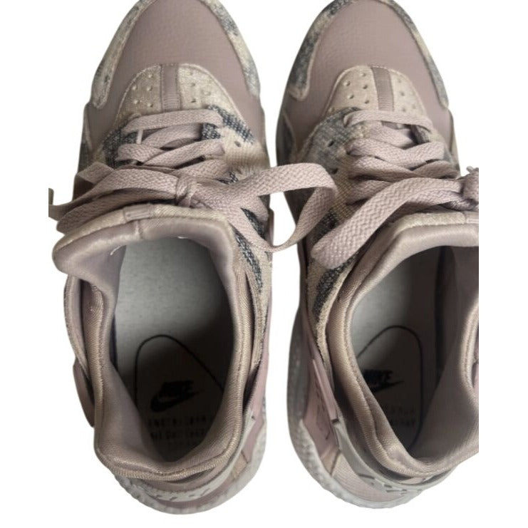 Nike Air Huarache Pink Gray Snakeskin Print Womens Sneakers Size 7.5