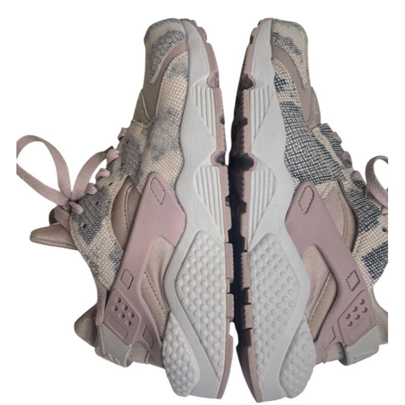 Nike Air Huarache Pink Gray Snakeskin Print Womens Sneakers Size 7.5