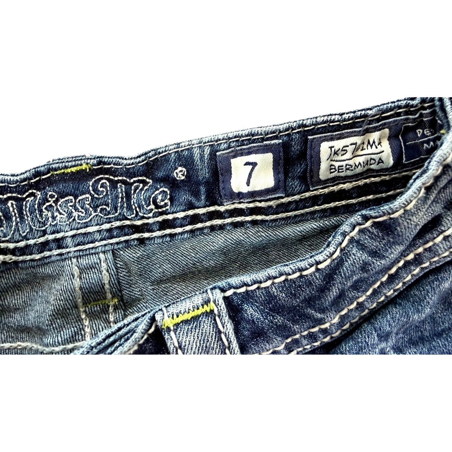 Miss Me Girls Bermuda Denim Shorts Distressed Embroidered Back Pockets Size 7